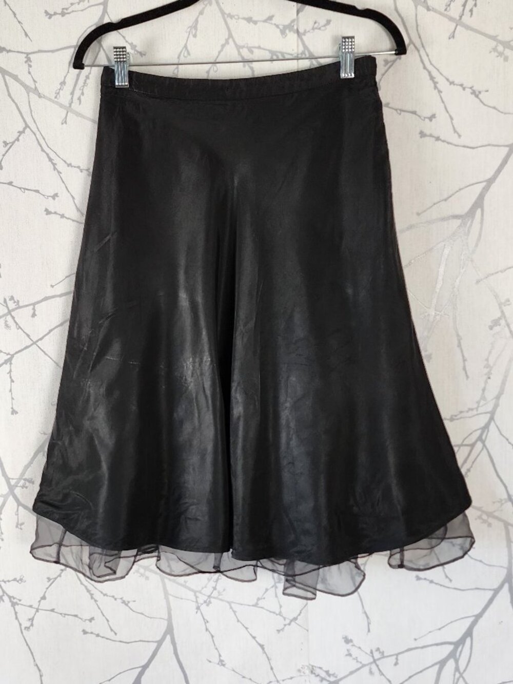 Laundry Shelli Segal Black Satin Tulle Lined Skirt